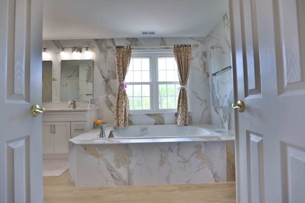 Drop-In Tub